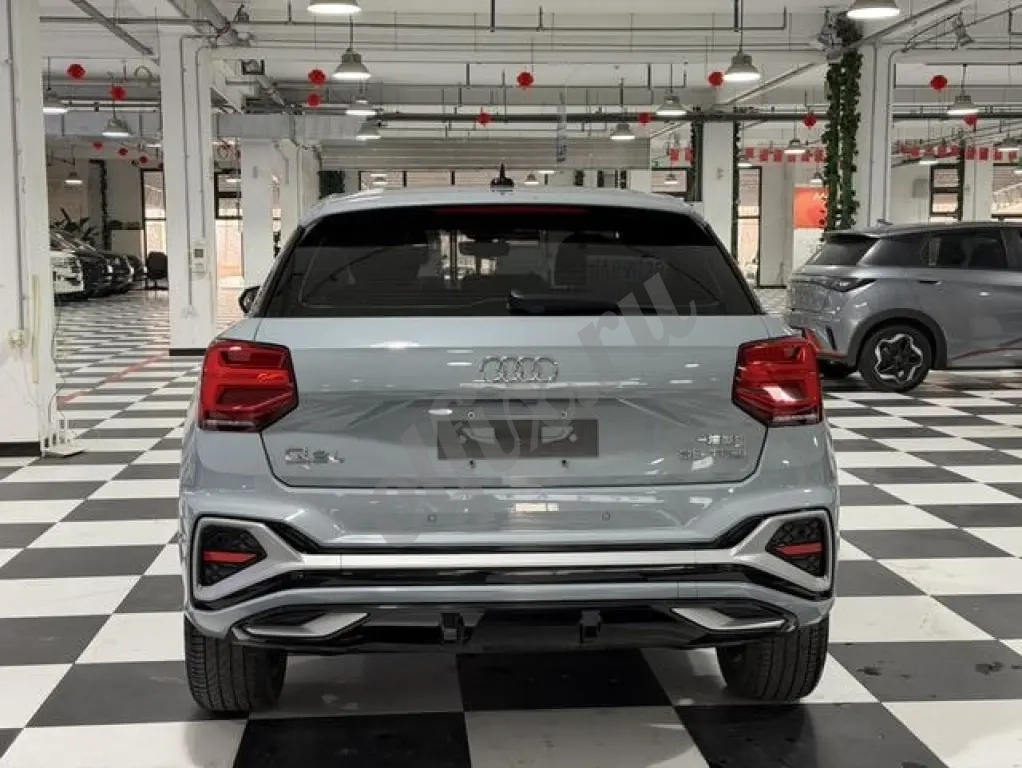 Audi Q2L модельный ряд