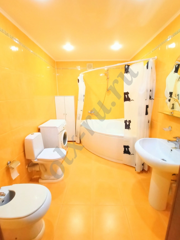 Квартира, 3 комнаты, 82 м², Собственник