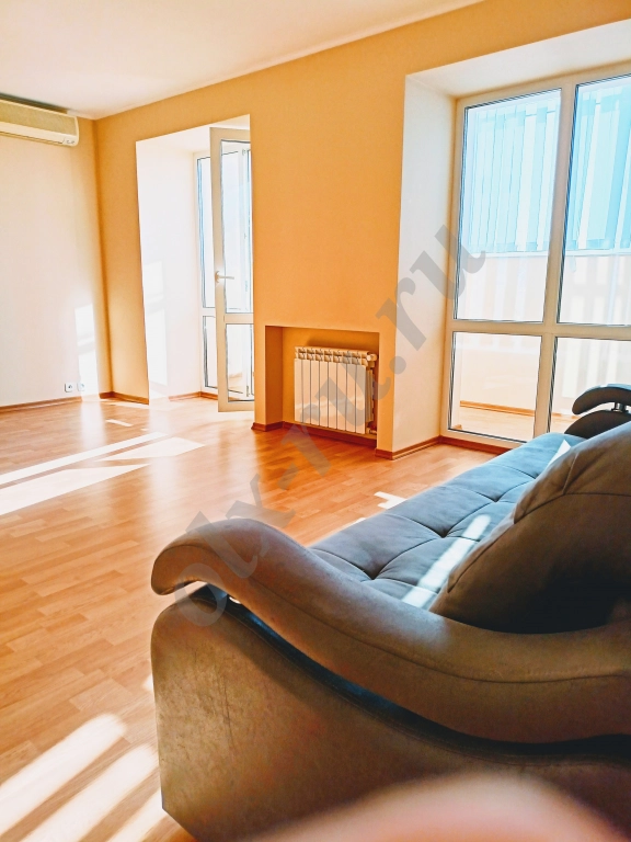 Квартира, 3 комнаты, 82 м², Собственник