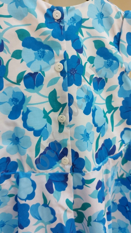 Новое синие платье в цветочек на девочку из хлопка