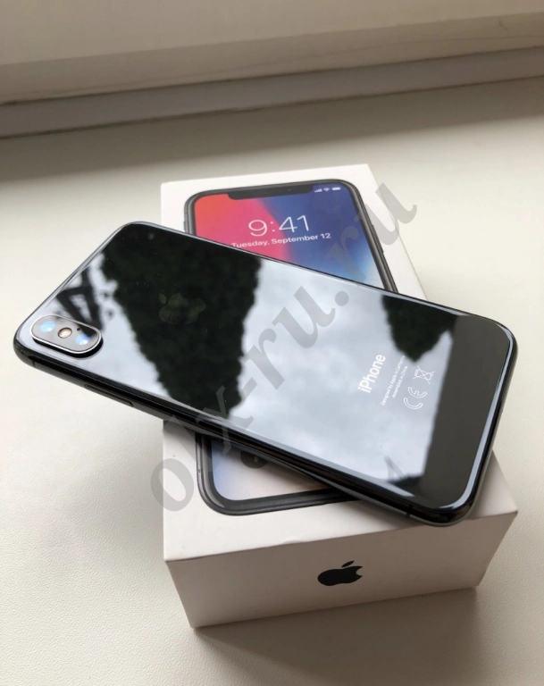 iPhone X 64 GB чёрный