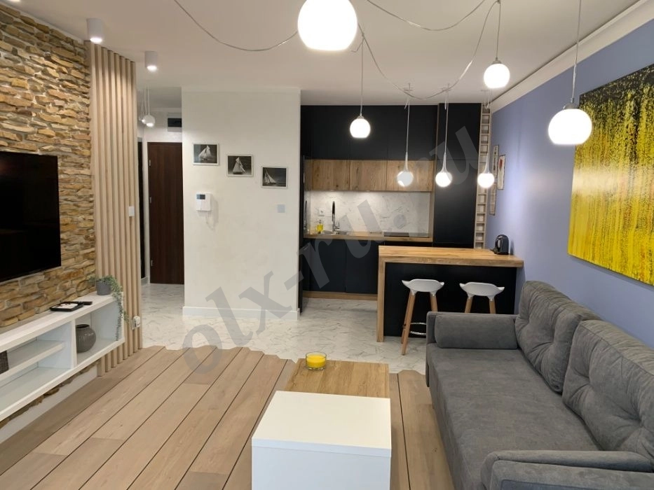 Квартира, 4 комнаты, 93 м², Агент