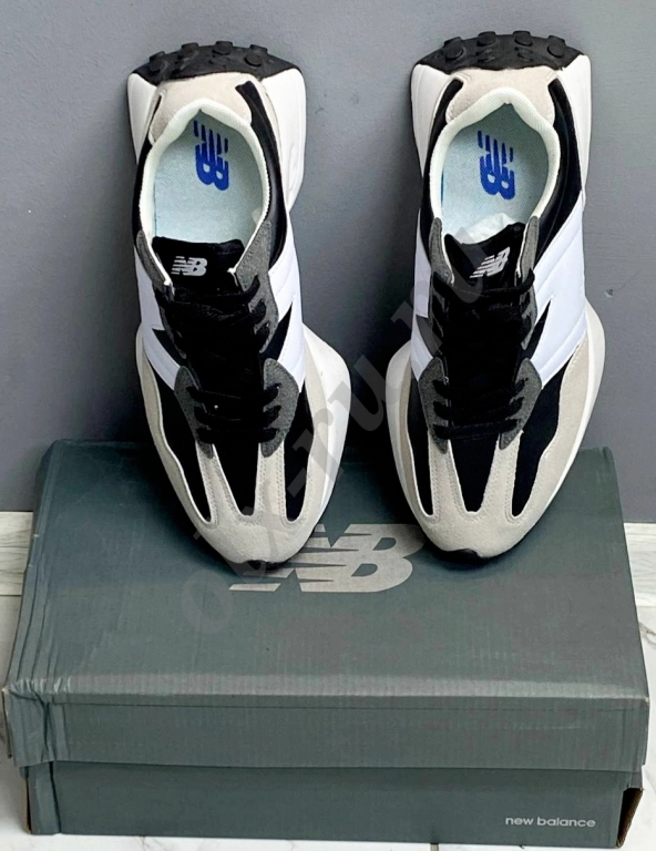 Мужские кроссовки New balance 327 люкс качество