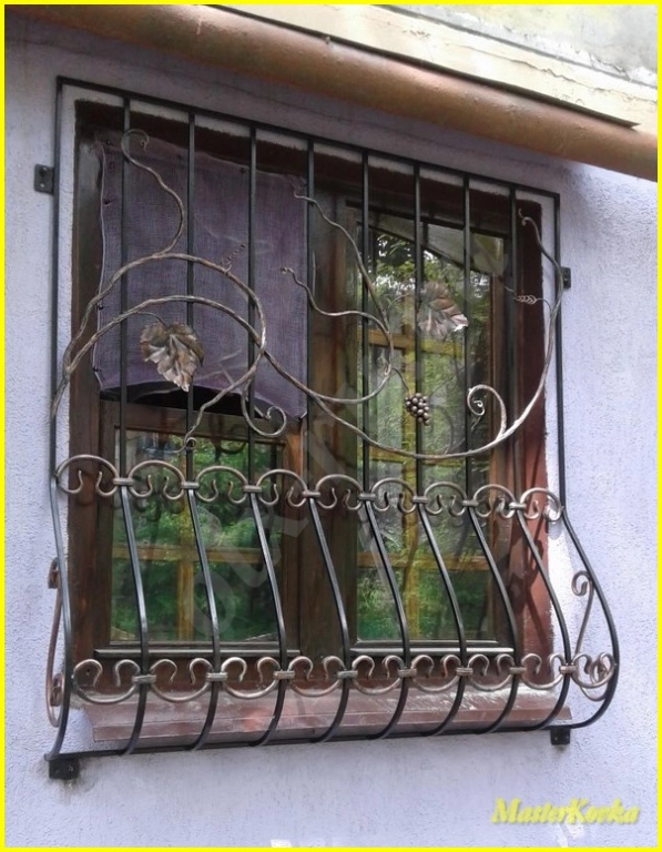 Решетки кованые под заказ. Художественная ковка