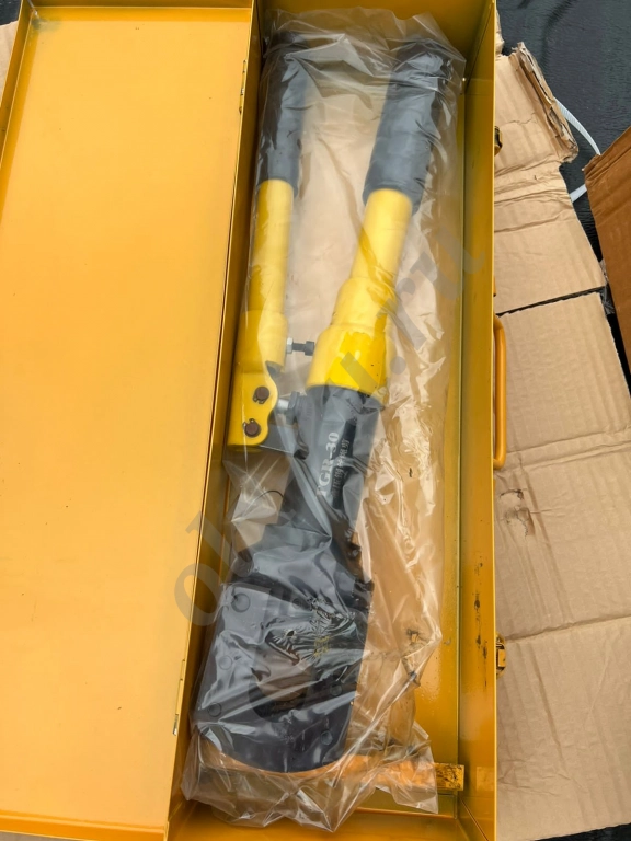 Тросорез гидравлический ручной  ТГР-30