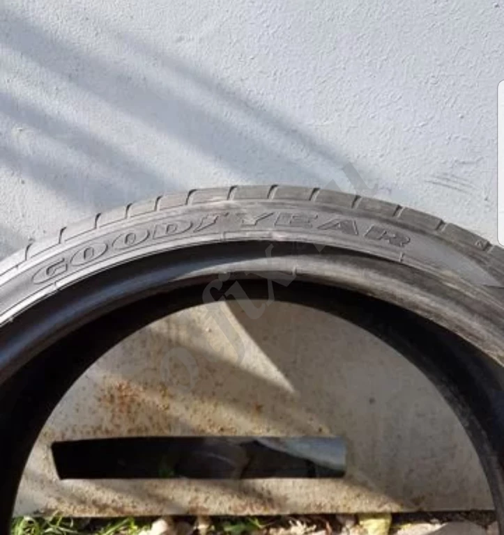 Шины б/у (2шт) Goodyear Eagle F1 GS-D3 285/30 ZR21.