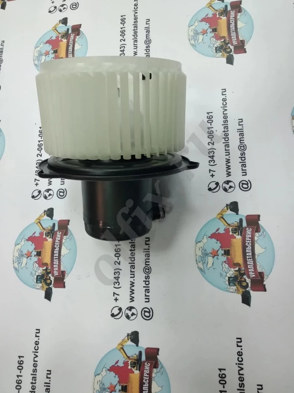 Мотор отопителя ND116340-3320 Komatsu