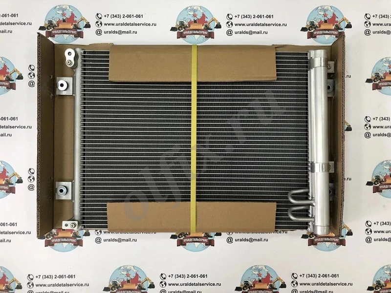 Радиатор кондиционера (конденсатор) 20Y-810-1221