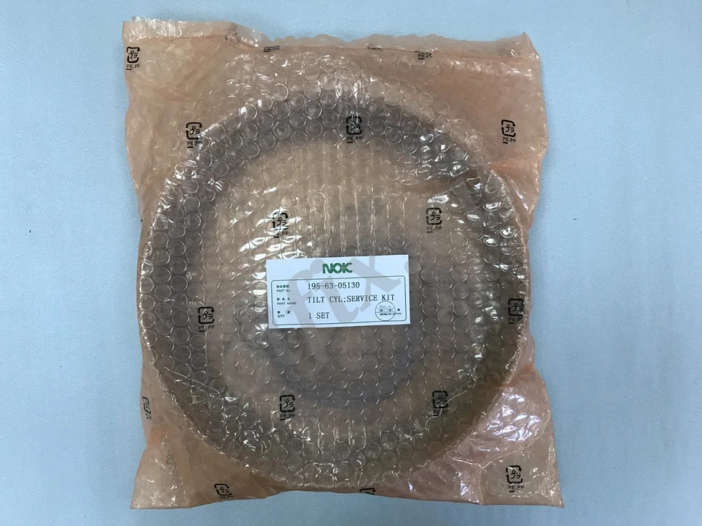 Рeмкoмплeкт  г/ц перекоса отвала Komatsu D355A-3 195-63-05130 NOK