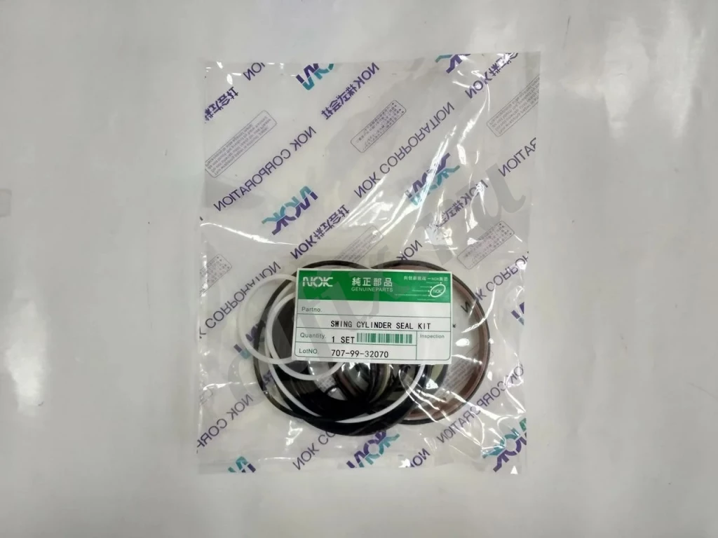 Рeмкoмплeкт  г/ц поворота задней стрелы 707-99-32070 NOK