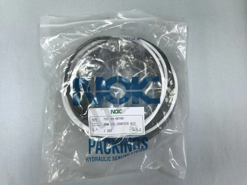 Рeмкoмплeкт  г/ц рукояти Komatsu PC400-7/8 707-99-68780 NOK