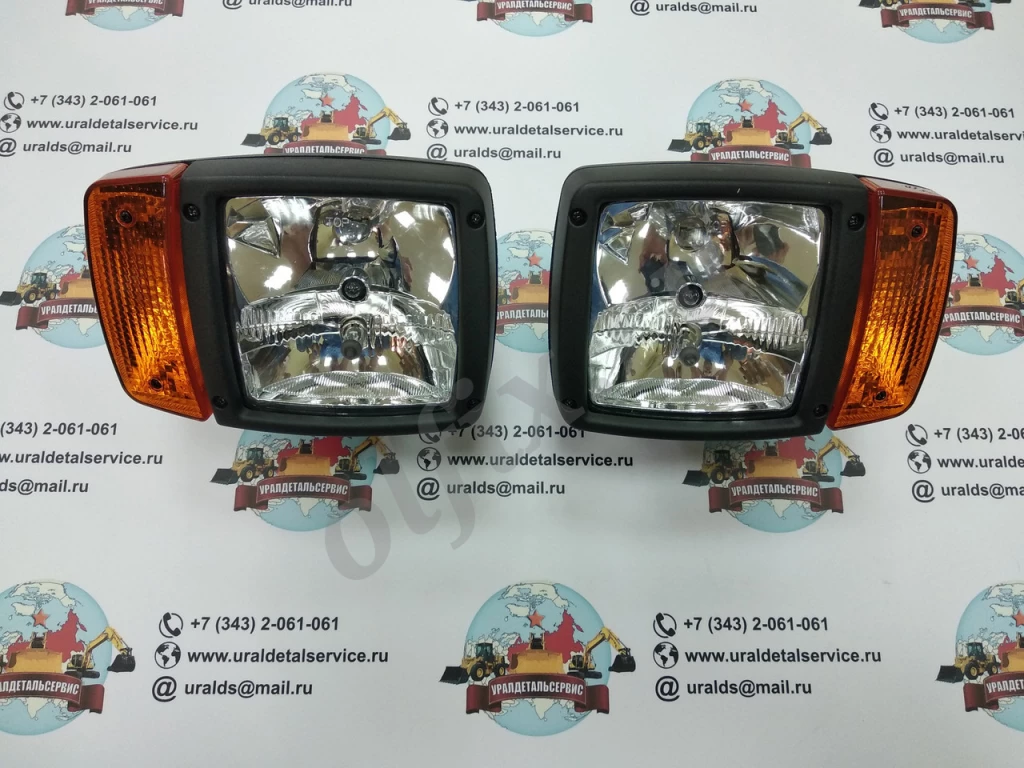 Фара основного освещения UDS-010 (JCB, Case, John Deere, Komatsu) Заднее крепление