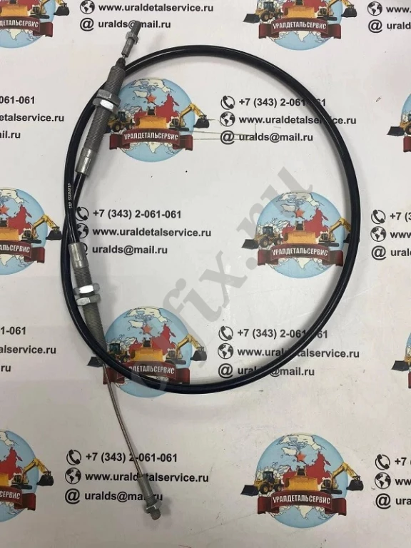Трос стояночного тормоза. Код: 15635082