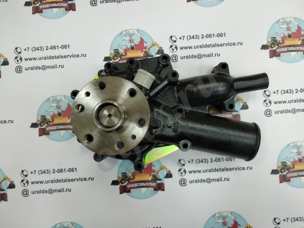 Водяной насос 1136501333 (6HK1) Hitachi