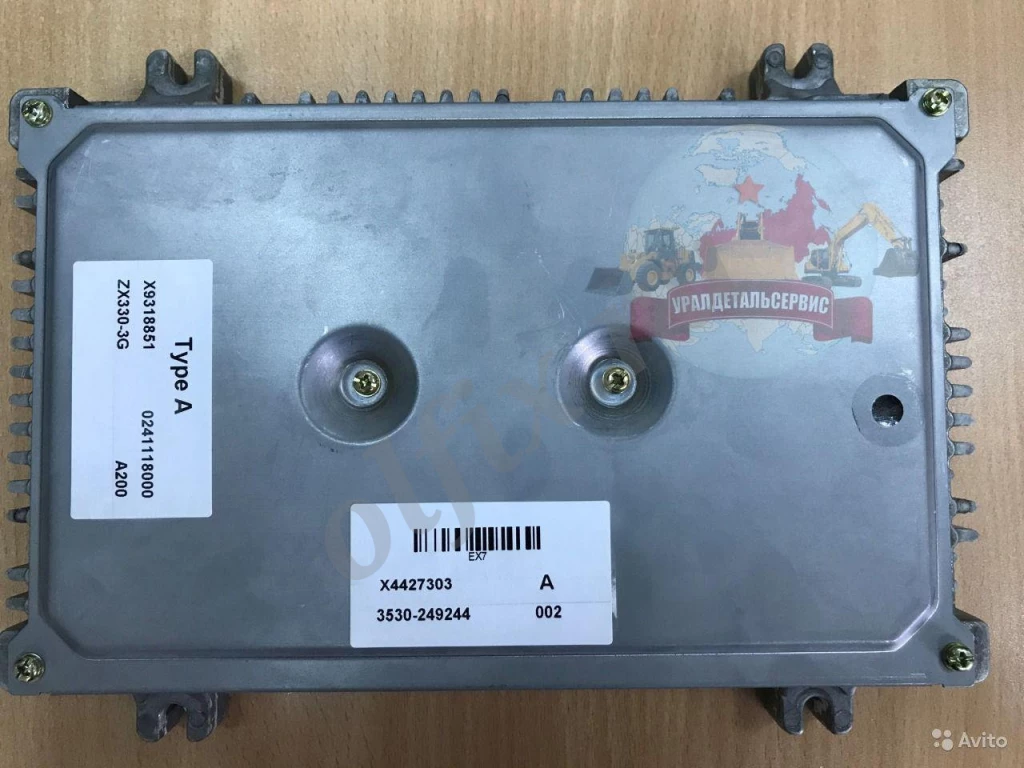 Контроллер X4427303 9318851 на Hitachi ZX330-3G