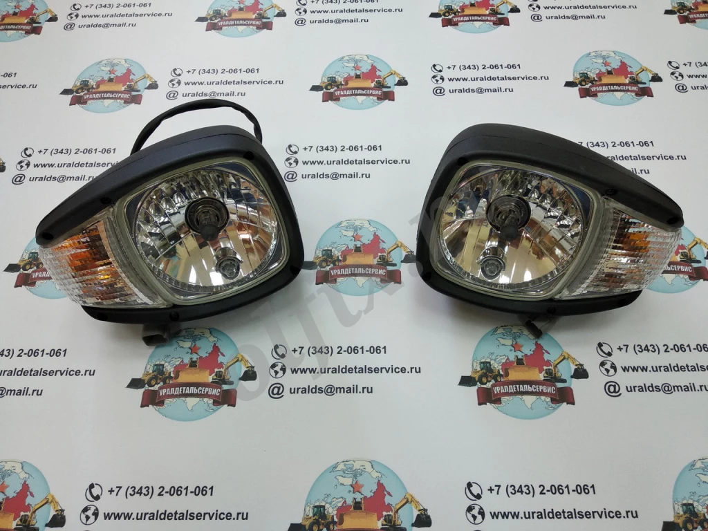 Фара основного освещения UDS-006 (CAT, Terex) Заднее крепление