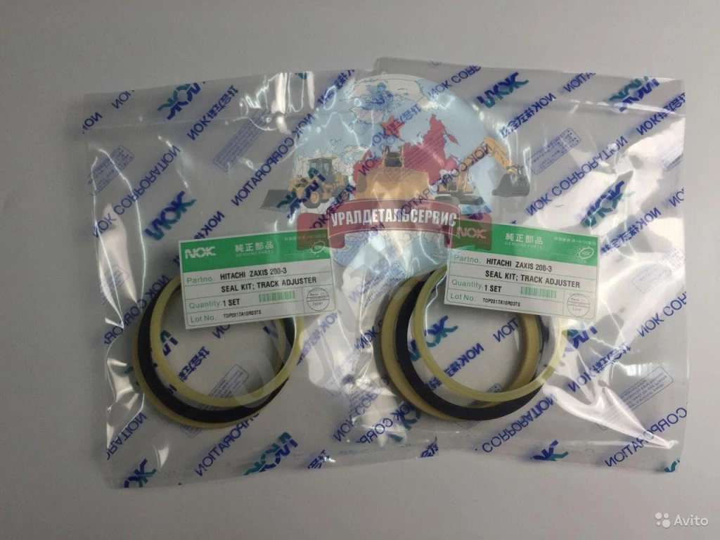 Р/к г/ц натяжителя Hitachi ZX200-3