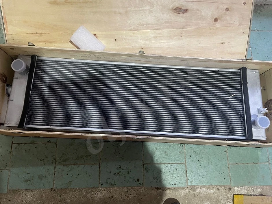 Радиатор охлаждения водяной 206-03-21412 Komatsu