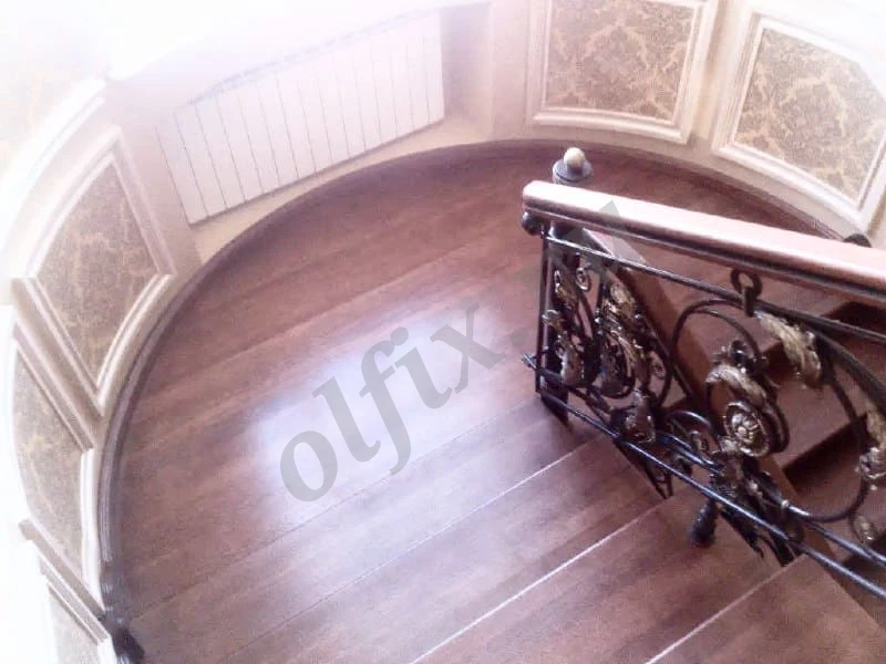 Изготовление лестниц и мебели из дерева под заказ