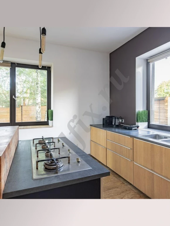 Коттедж, 750 м², Собственник